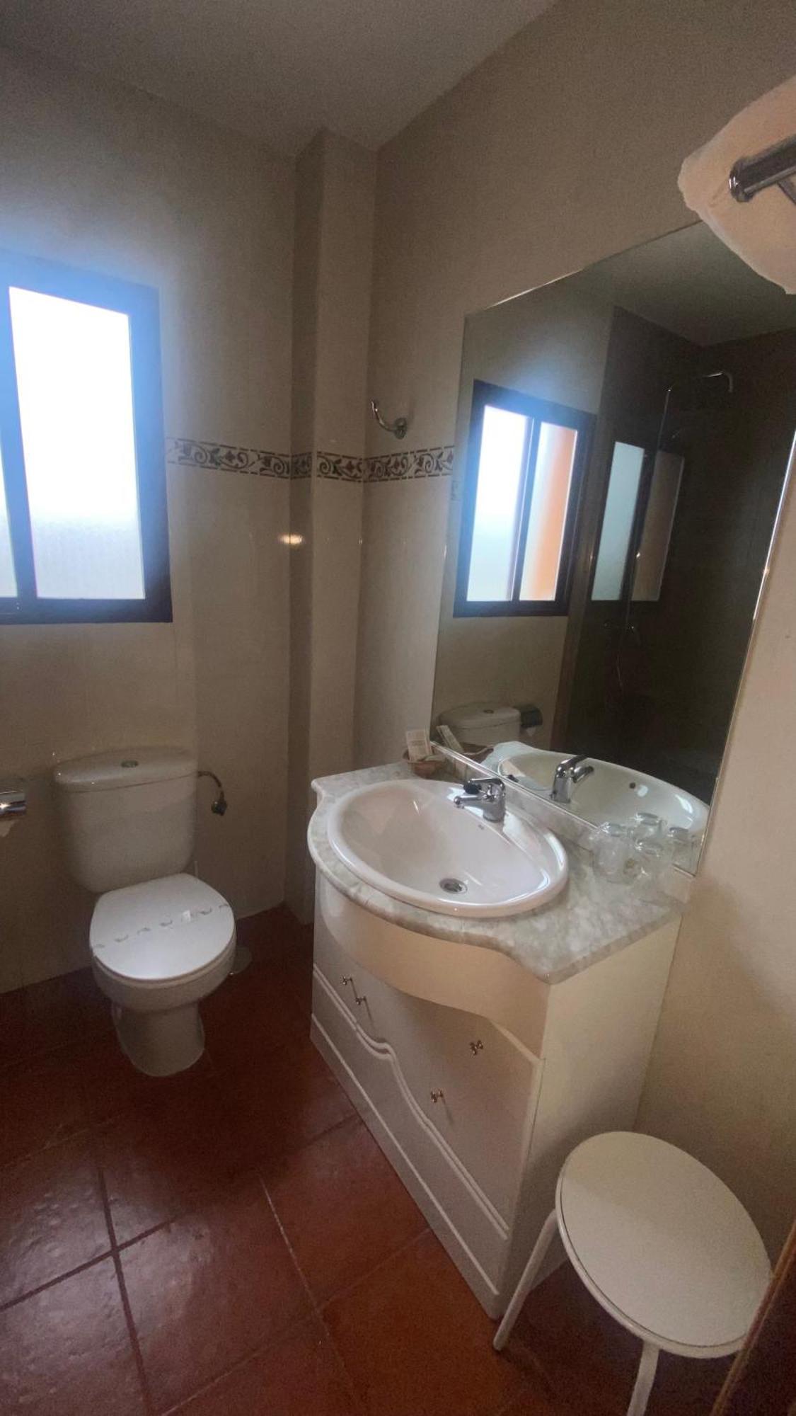 Area De Servicio Los Cerrillos Peraleda de la Mata 외부 사진